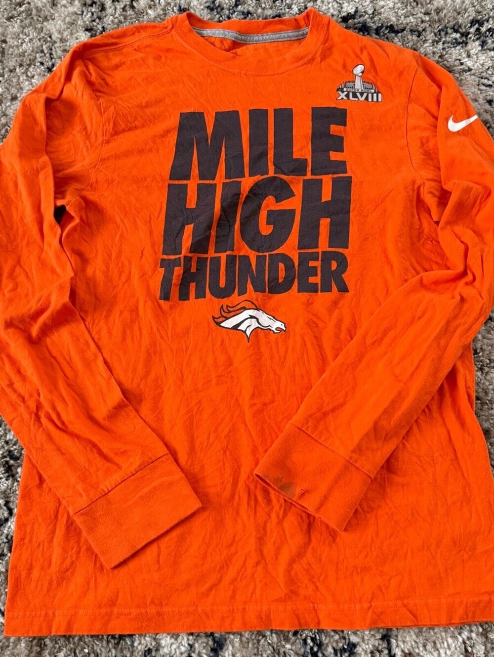 Nike Denver Broncos Mile High Thunder Orange Long Sleeve T-Shirt Size S NFL Tee